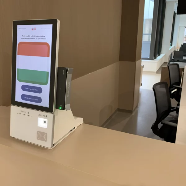 SaMo DESK15 self-service kiosk